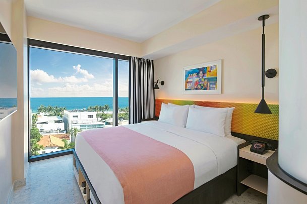 Moxy South Beach - Wohnbeispiel King Ocean View (Zimmercodierung UGM)