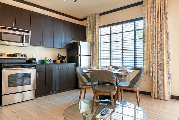 Tradewinds Apartments