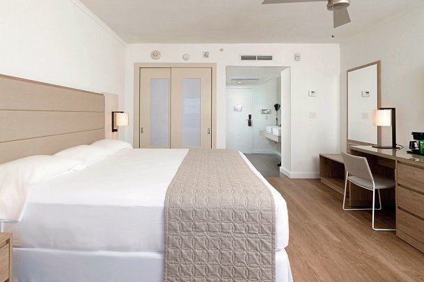 RIU Plaza Miami Beach