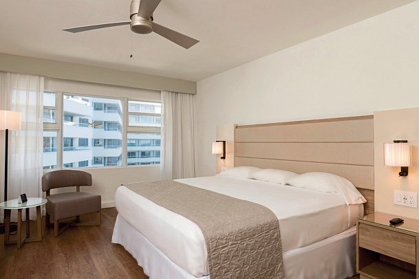 RIU Plaza Miami Beach