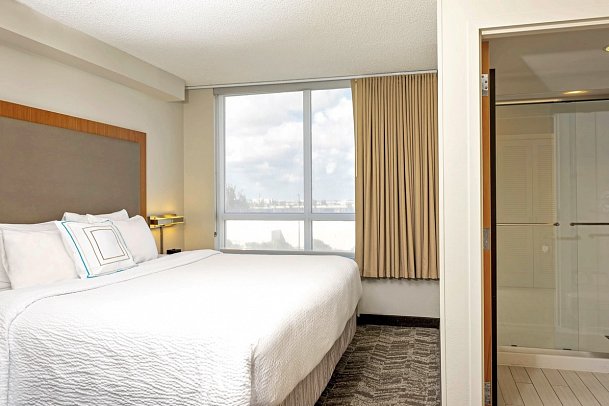 Springhill Suites Miami Airport South Blue Lagoon - Wohnbeispiel Standard Room (Zimmercodierung UG1)