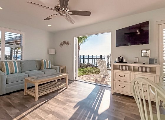Lost Inn Paradise Cocoa Beach - Wohnbeispiel Bungalow (Zimmercodierungen UG1, UG2 & DI1)