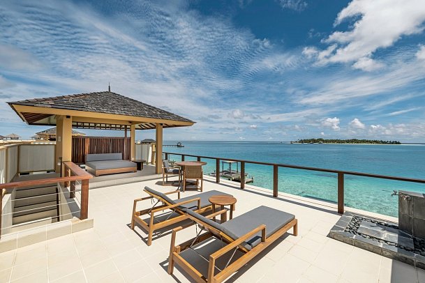 Angsana Velavaru - Beispiel Terrasse Deluxe InOcean Pool Villa (Zimmercodierung XD1)