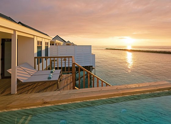 Sentido OBLU Helengeli - Wohnbeispiel Sunrise Water Villa with Pool (Zimmercodierung VX1)