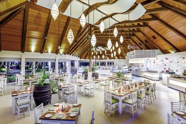 Niva Kurumba Maldives