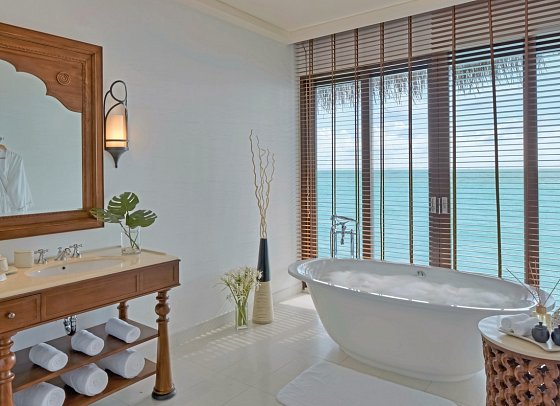 The Residence Maldives - Beispiel Bad Water Villa (Zimmercodierungen VX1 & VX6)