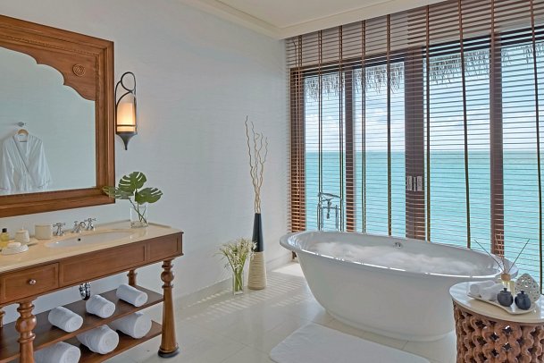 The Residence Maldives - Beispiel Bad Water Villa (Zimmercodierungen VX1 & VX6)