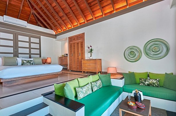 JA Manafaru - Wohnbeispiel Beach Pool Villa (Zimmercodierungen VB1 & VV1)
