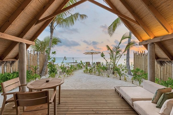 Fushifaru Maldives - Wohnbeispiel Beach Villa Sunrise (Zimmercodierungen VB1 & VV1)