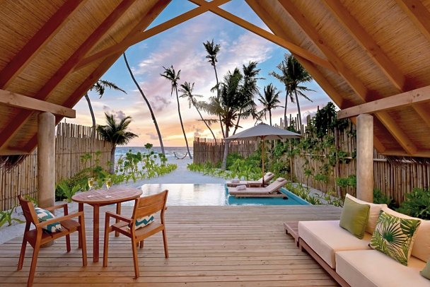 Fushifaru Maldives - Wohnbeispiel Pool Beach Villa Sunset (Zimmercodierungen VB4 & VV4)