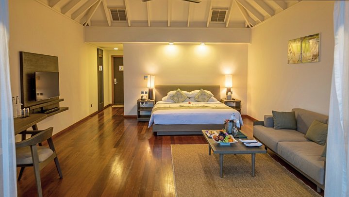 Veligandu Maldives Resort Island - Wohnbeispiel Ocean Jacuzzi Villa (Zimmercodierungen VX1 & VX6)