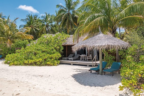 Veligandu Maldives Resort Island - Wohnbeispiel Sunset Jacuzzi Beach Villa (Zimmercodierung VB3)