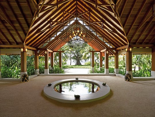 Dusit Thani Maldives