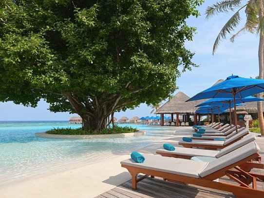 Dusit Thani Maldives