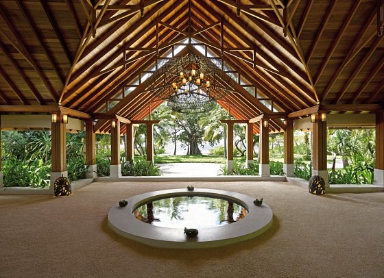 Dusit Thani Maldives