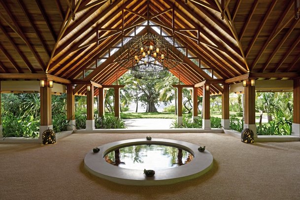Dusit Thani Maldives
