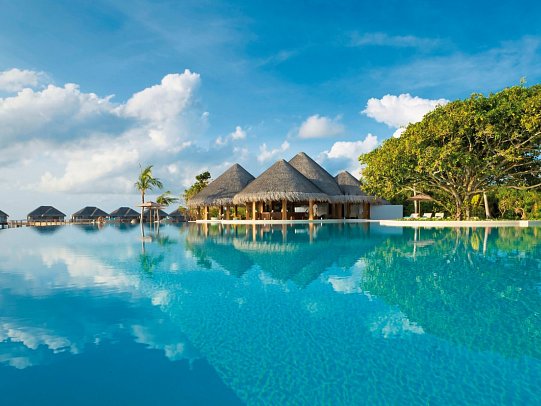 Dusit Thani Maldives