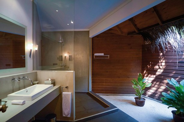 Mirihi Island Resort - Beispiel Bad Beach Villa (Zimmercodierung VB1)