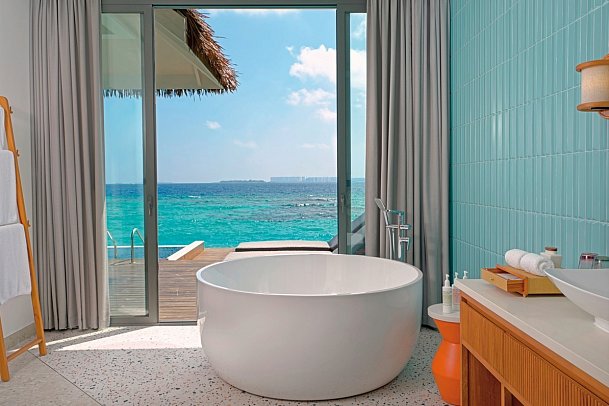 dusitD2 Feydhoo Maldives - Beispiel Bad Overwater Pool Villa (Zimmercodierung VX2)