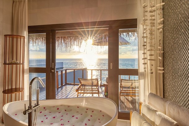 OZEN LIFE Maadhoo - Wohnbeispiel Wind Villa with Pool (Zimmercodierung VX2)