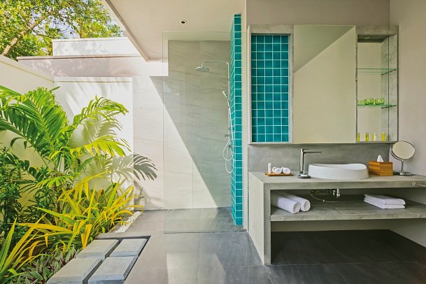 Niva Dhigali Maldives - Beispiel Bad Deluxe Beach Bungalow (Zimmercodierung BB2)