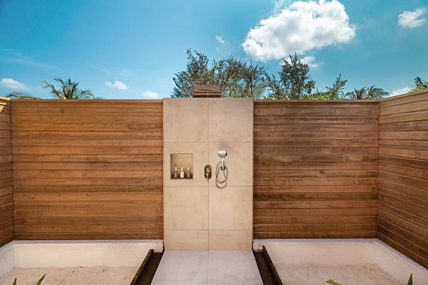 Nala Maldives by Jawakara - Beispiel Bad Sunset Beach Pool Villa (Zimmercodierungen VB3, VV3, VD3 & VT3)