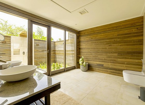 Nala Maldives by Jawakara - Beispiel Bad Sunrise Beach Villa (Zimmercodierungen VB1, VV1, VD1 & VT1)