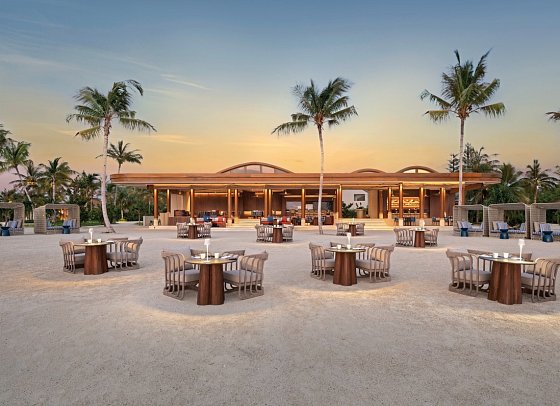 Centara Grand Lagoon Maldives