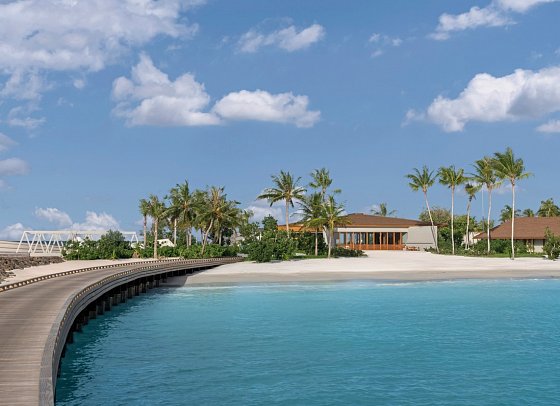 Centara Grand Lagoon Maldives