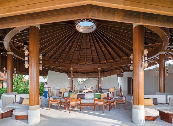 Centara Grand Lagoon Maldives