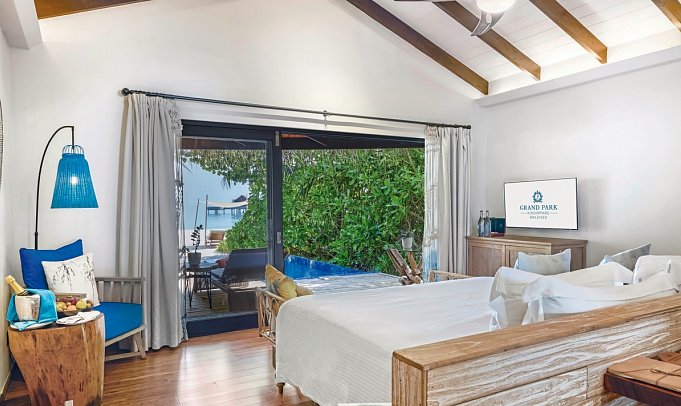 Grand Park Kodhipparu - Wohnbeispiel Beach Pool Villa (Zimmercodierungen VB1 & VV3)