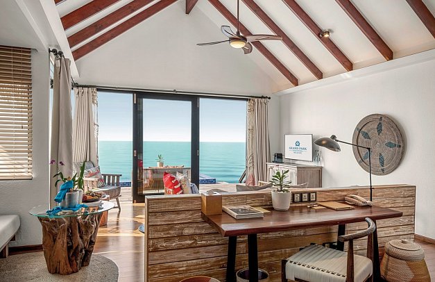 Grand Park Kodhipparu - Wohnbeispiel Pool Water Villa (Zimmercodierungen VX3 & VV4)