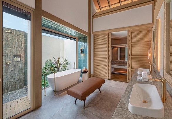 JW Marriott Maldives Kaafu Atoll Island Resort - Beispiel Bad Overwater Pool Villa (Zimmercodierung VX1)