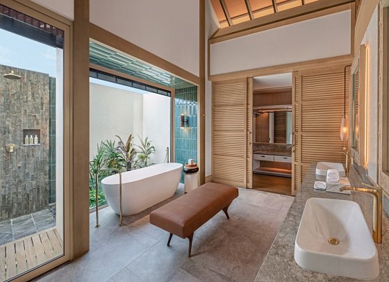 JW Marriott Maldives Kaafu Atoll Island Resort - Beispiel Bad Overwater Pool Villa (Zimmercodierung VX1)