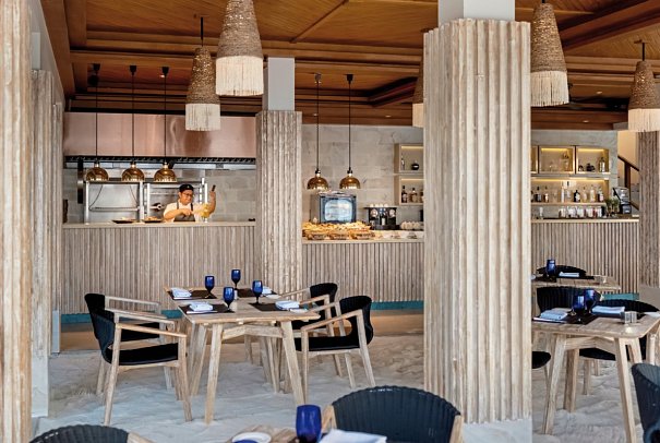 Emerald Faarufushi Resort & Spa