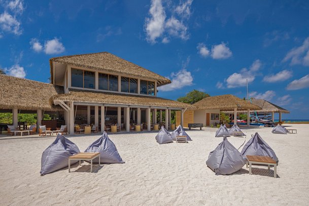 Emerald Faarufushi Resort & Spa