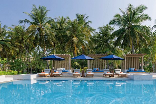 Emerald Faarufushi Resort & Spa