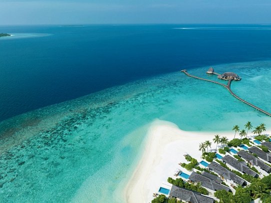 Emerald Faarufushi Resort & Spa - Family Beach Villa with Pool (Zimmercodierungen FB1 & VB2)