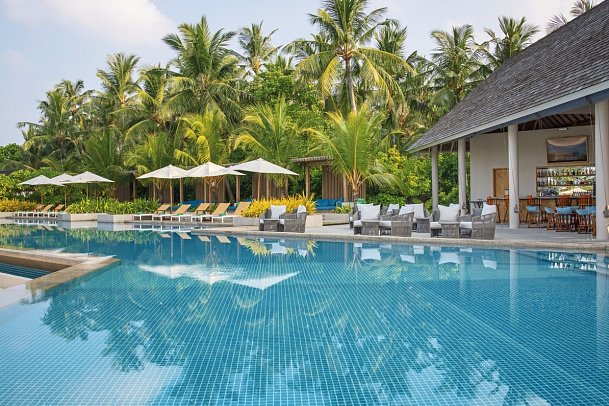 Emerald Faarufushi Resort & Spa