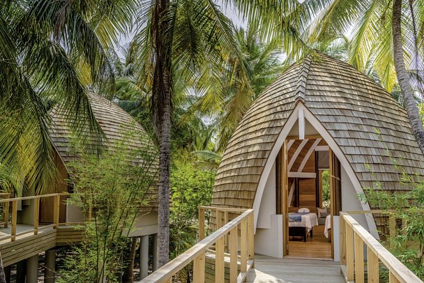 Emerald Faarufushi Resort & Spa