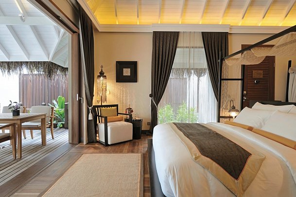 Ayada Maldives - Wohnbeispiel Beach Villa with Pool (Zimmercodierung VB1)