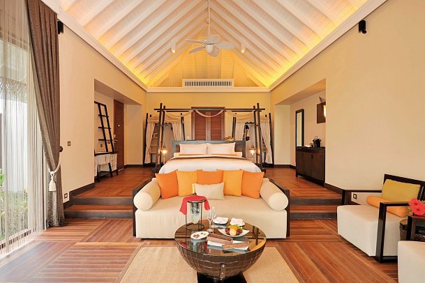 Ayada Maldives - Wohnbeispiel Sunset Beach Suite with Pool (Zimmercodierung WB3)