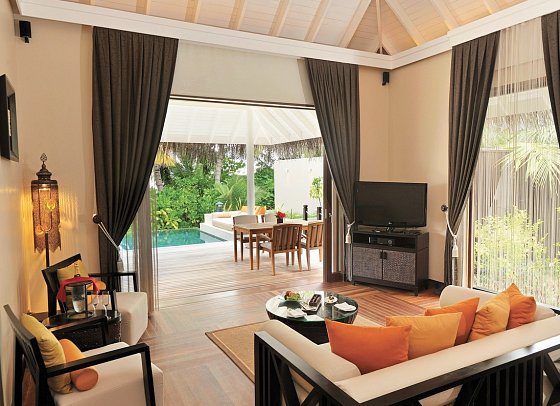 Ayada Maldives - Wohnbeispiel Sunset Beach Suite with Pool (Zimmercodierung WB3)