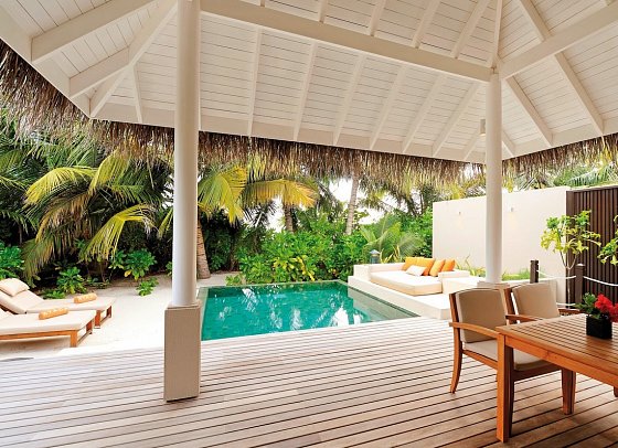 Ayada Maldives - Wohnbeispiel Sunset Beach Suite with Pool (Zimmercodierung WB3)