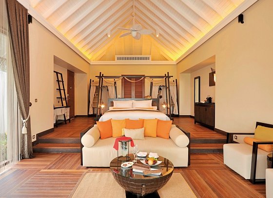 Ayada Maldives - Wohnbeispiel Sunset Beach Suite with Pool (Zimmercodierung WB3)