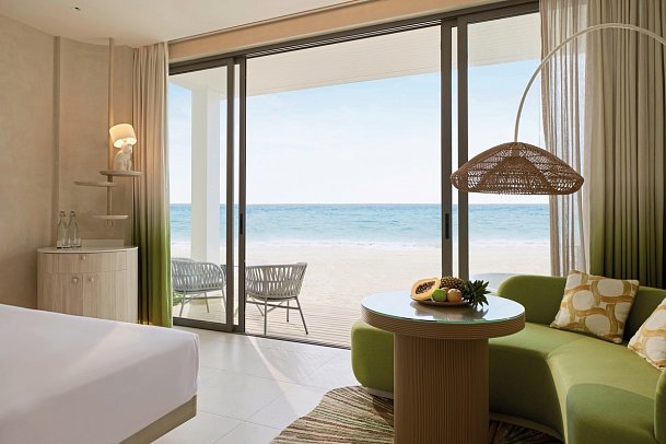 Centara Mirage Lagoon Maldives - Wohnbeispiel Mirage Beachfront Room (Zimmercodierungen UB2 & UB8)