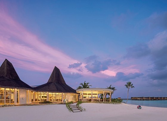 Centara Mirage Lagoon Maldives