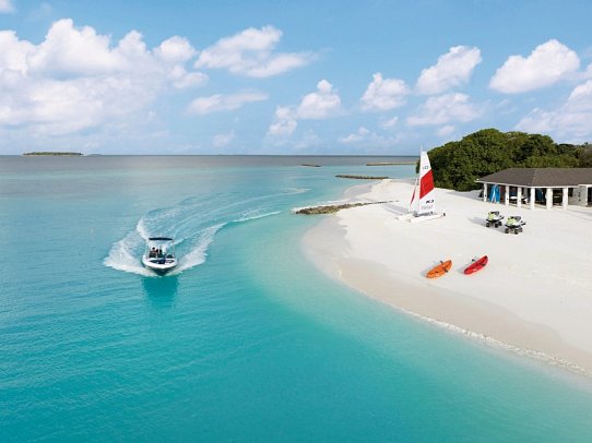 Avani+ Fares Maldives Resort