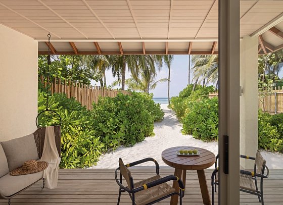 Avani+ Fares Maldives Resort - Wohnbeispiel Beach Villa