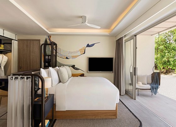 Avani+ Fares Maldives Resort - Wohnbeispiel Premium Beachfront Room (Zimmercodierung UM2)